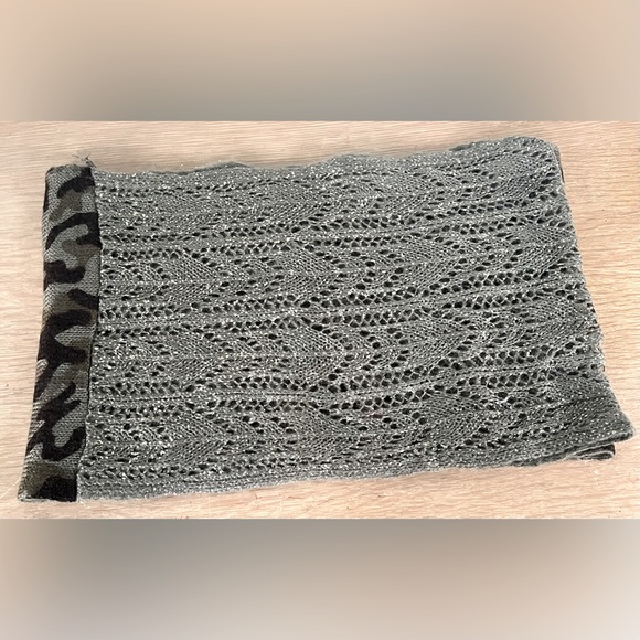 Infinity scarf - Picture 3 of 3